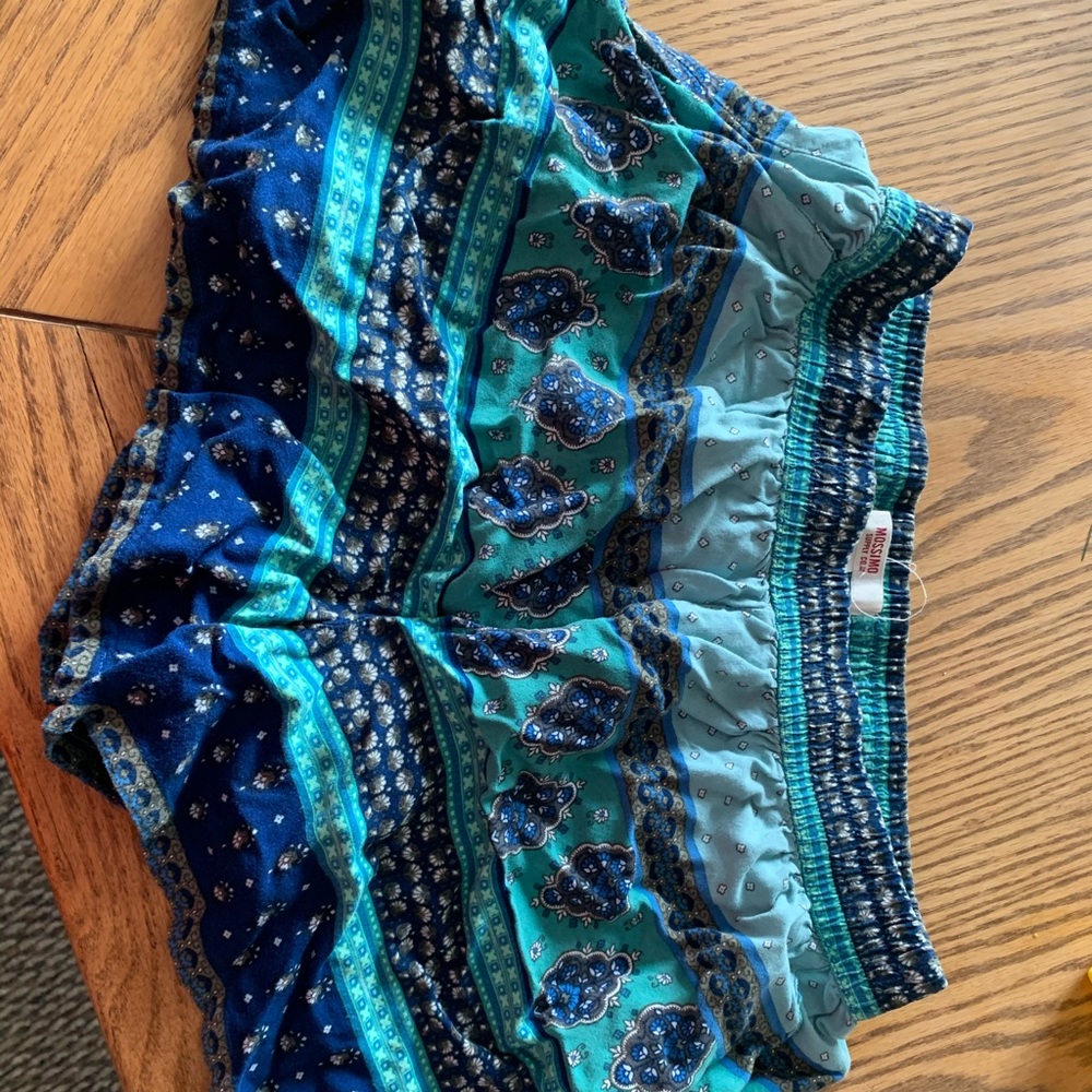 Paisley flowy shorts
